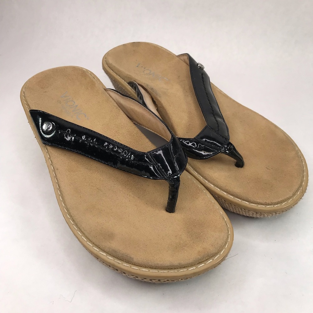 Vionic Womens Size 6 Grenada Shoes Black Patent Wedge Thong Sandals TVW4066